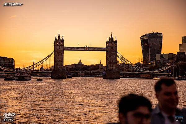 Neo Boat Party II featured photo 5